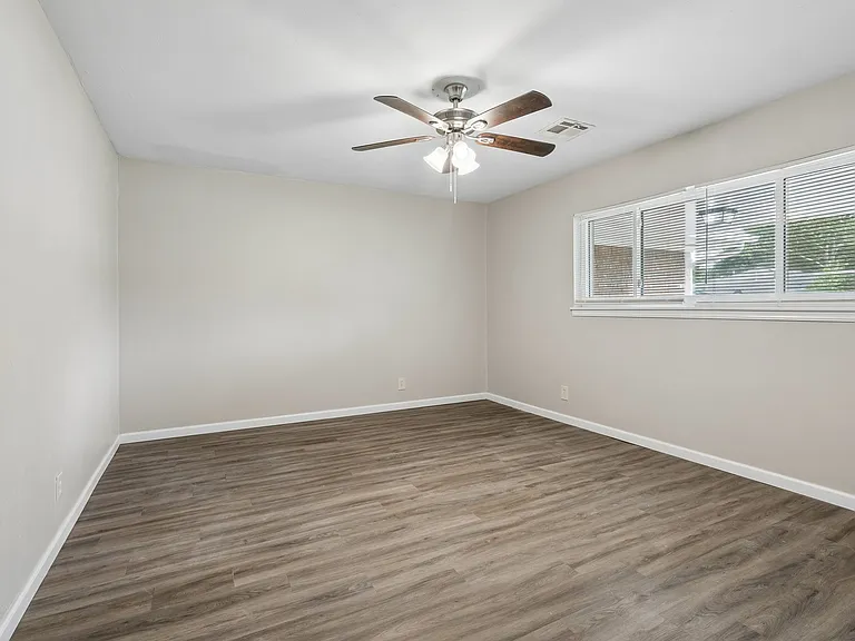 Bedroom 1-2