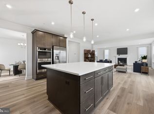 2601 Bergen Ct, Waldorf, MD 20603