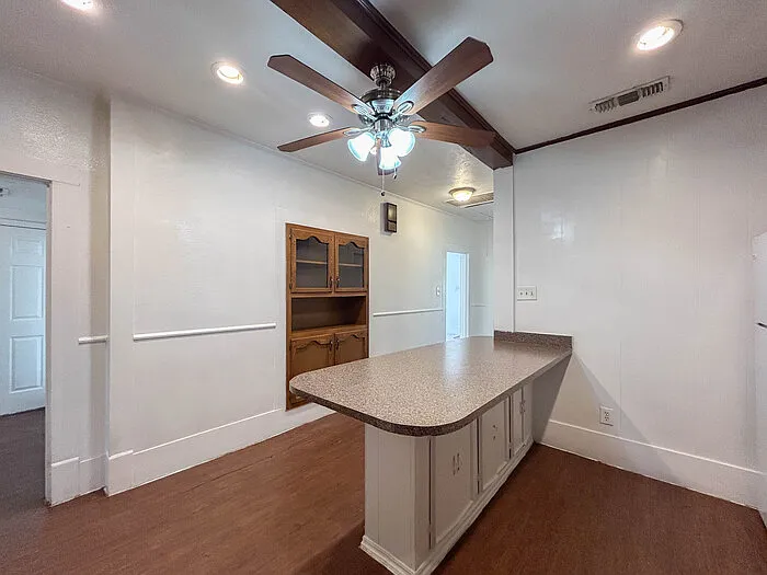 1201 Bolivar St — Photo 18