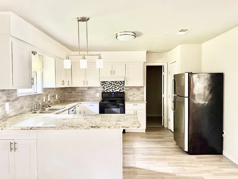 13548 E Shamrock Ave — Photo 2