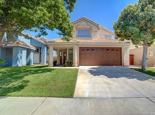 11755 Puerto Real Rd, Fontana, CA 92337