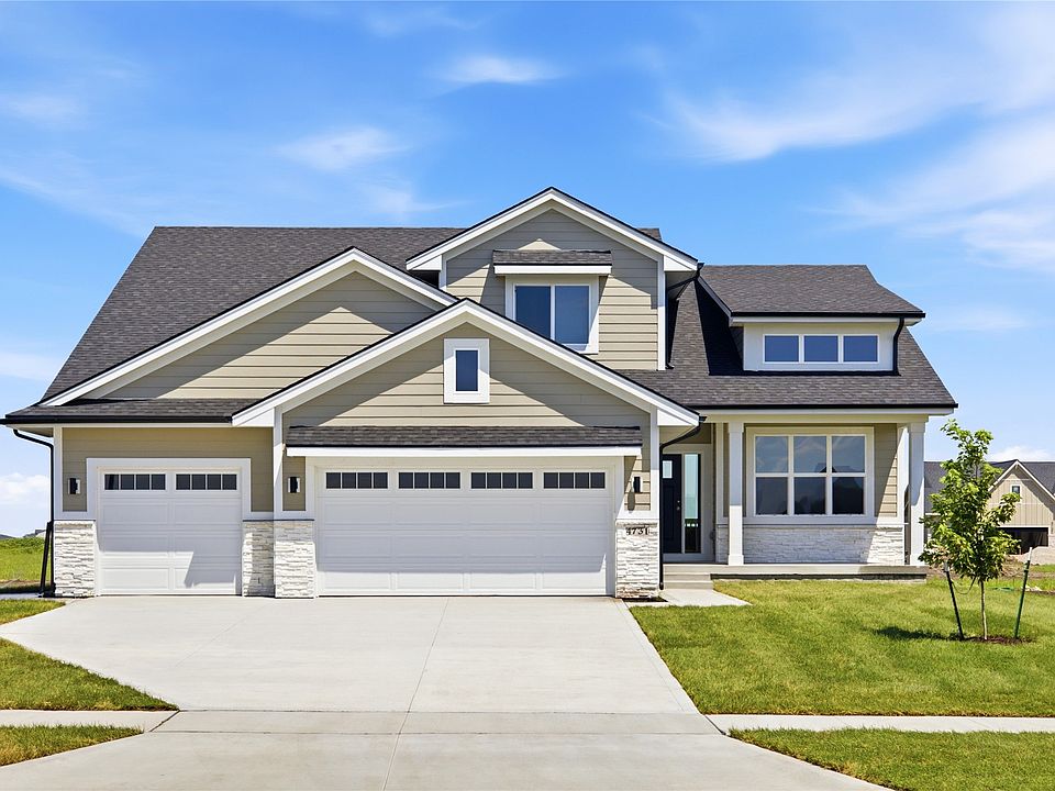 1st image of 4731 179th St