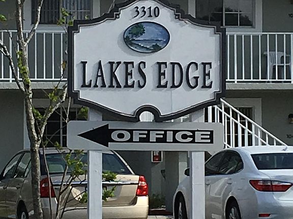 2nd image of 3310 Loveland Blvd