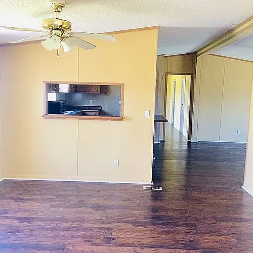 4511 Penn Ave Photo 1