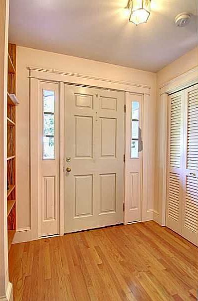 2nd image of 30 Forest Rd