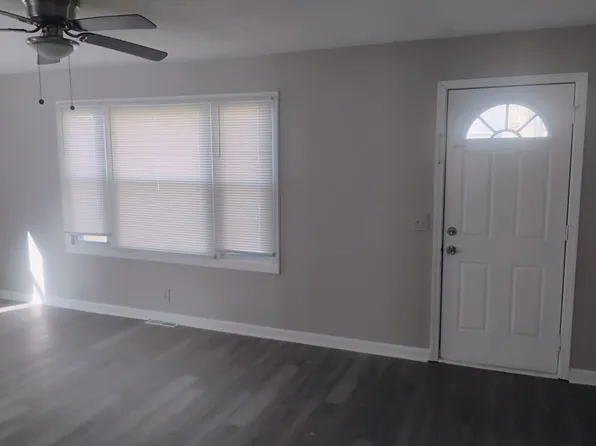 6021 N Topping Ave, Kansas City, MO 64119