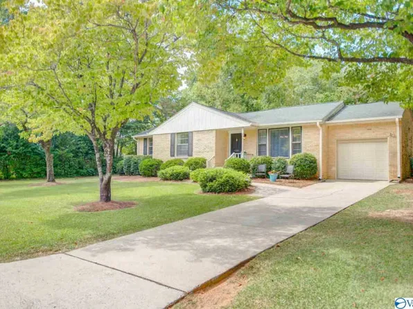 7209 Chadwell Rd SW, Huntsville, AL 35802