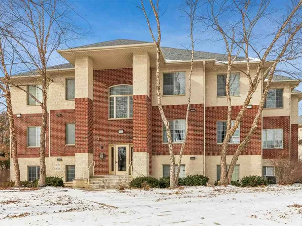 357 Camden Rd, Iowa City, IA 52245