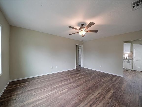 4th image of 8126 Marcy Dr