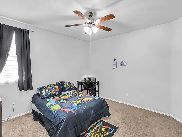 2313 Sky View Rd — Photo 28