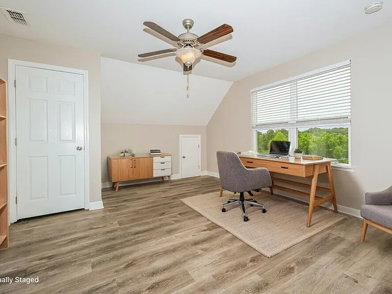 8809 Cressent Glen Ct — Photo 16