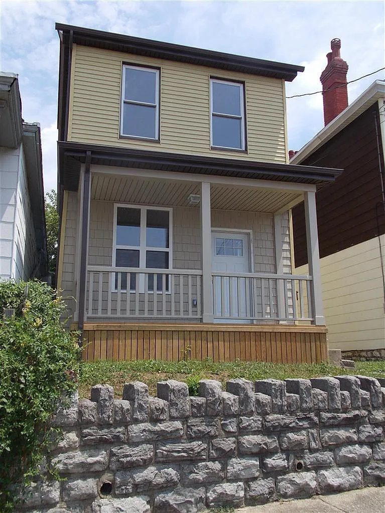 403 McKinney Ave photo 1