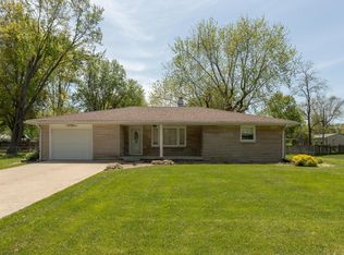 800 Greenbrier Dr, Seymour, IN 47274