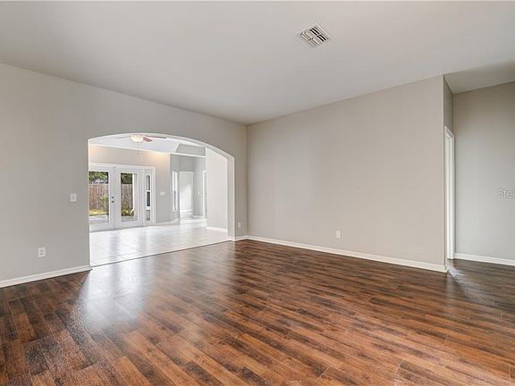 5th image of 3506 Country Creek Ln
