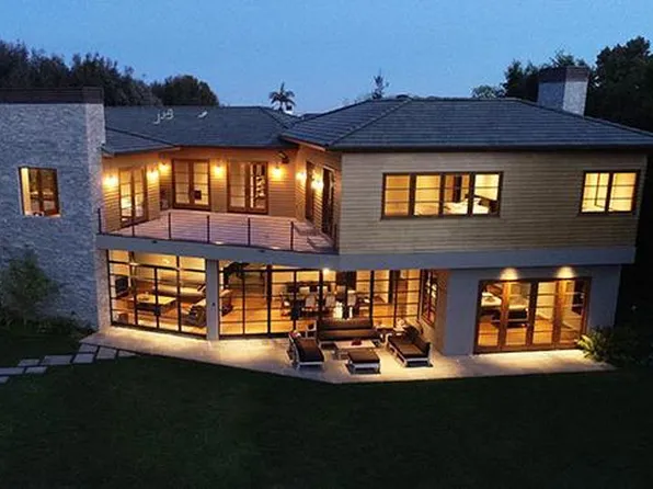 1301 Amalfi Dr, Pacific Palisades, CA 90272