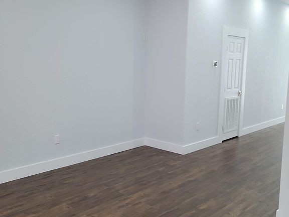 3rd image of 8904 NW 168th St