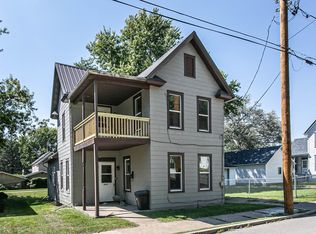 2845 Pinard St, Dubuque, IA 52001