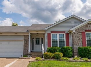 9207 Fairridge Dr, Louisville, KY 40229