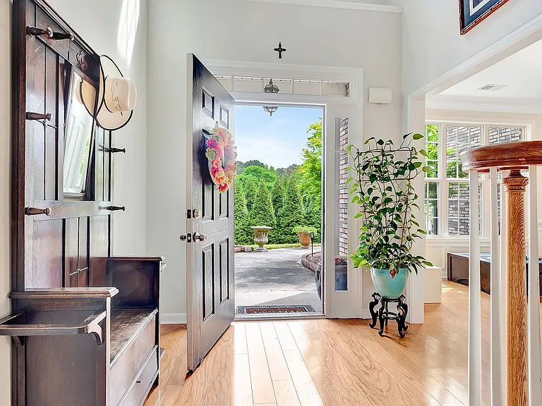 374 Persimmon Dr — Photo 10