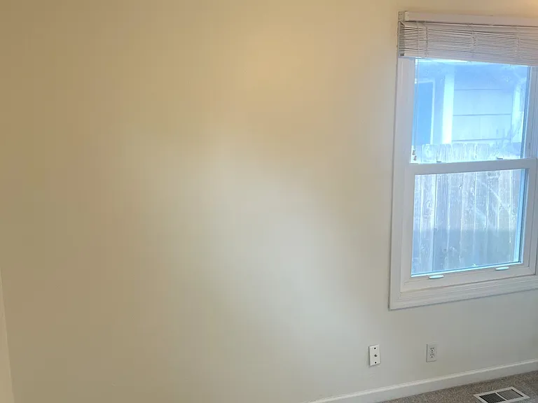 516 NW Forest St — Photo 14