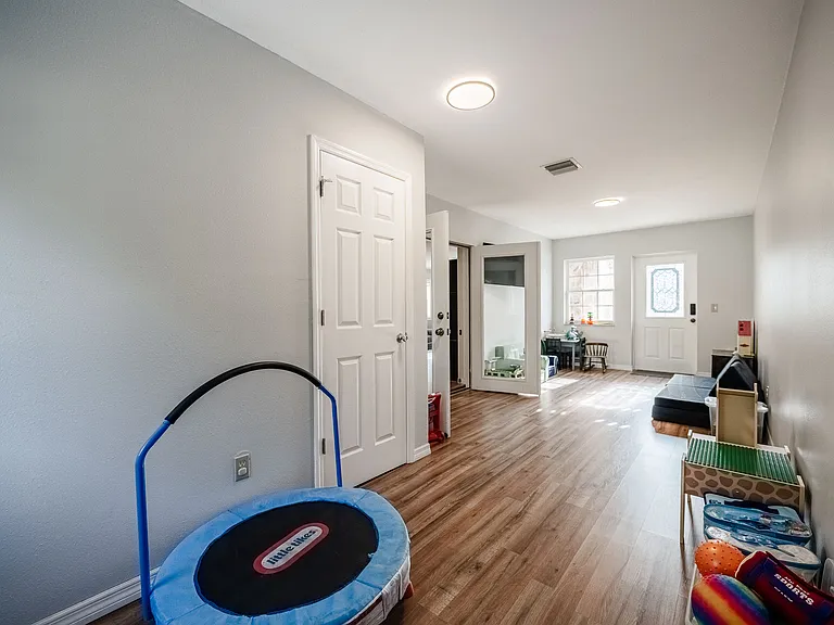 5905 Whispering Pines Rd — Photo 19