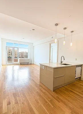 Rented by Loom Group | media 48