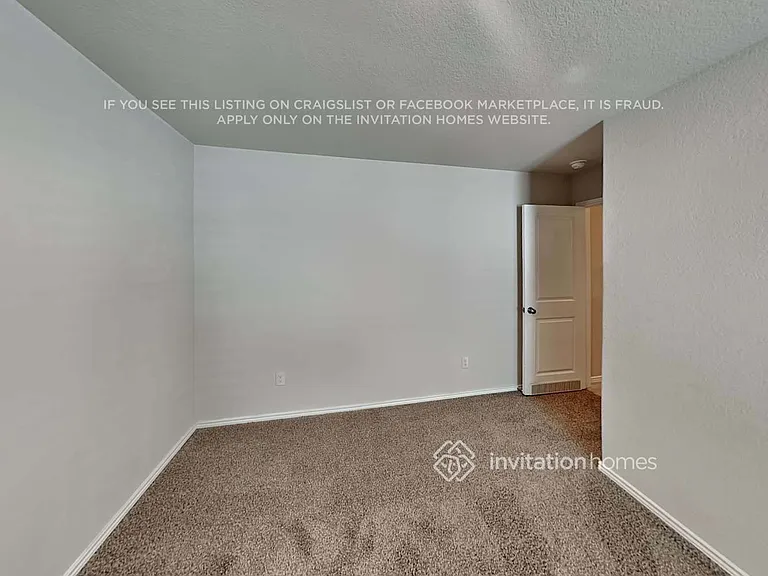 5747 Leon Pl — Photo 14