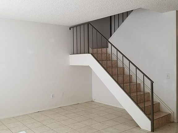 2nd image of 3031 Bradford Pl APT B