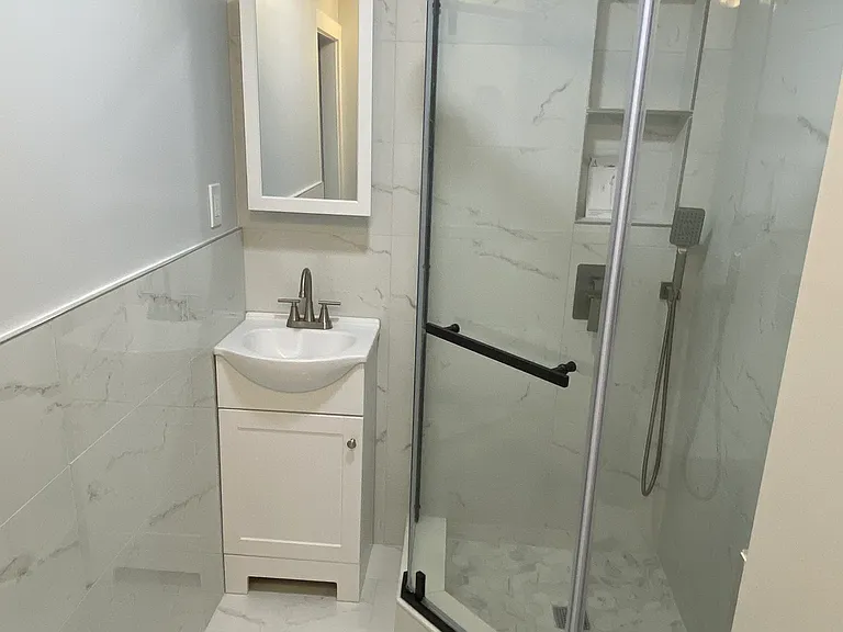 131 Deane St #1S — Photo 8