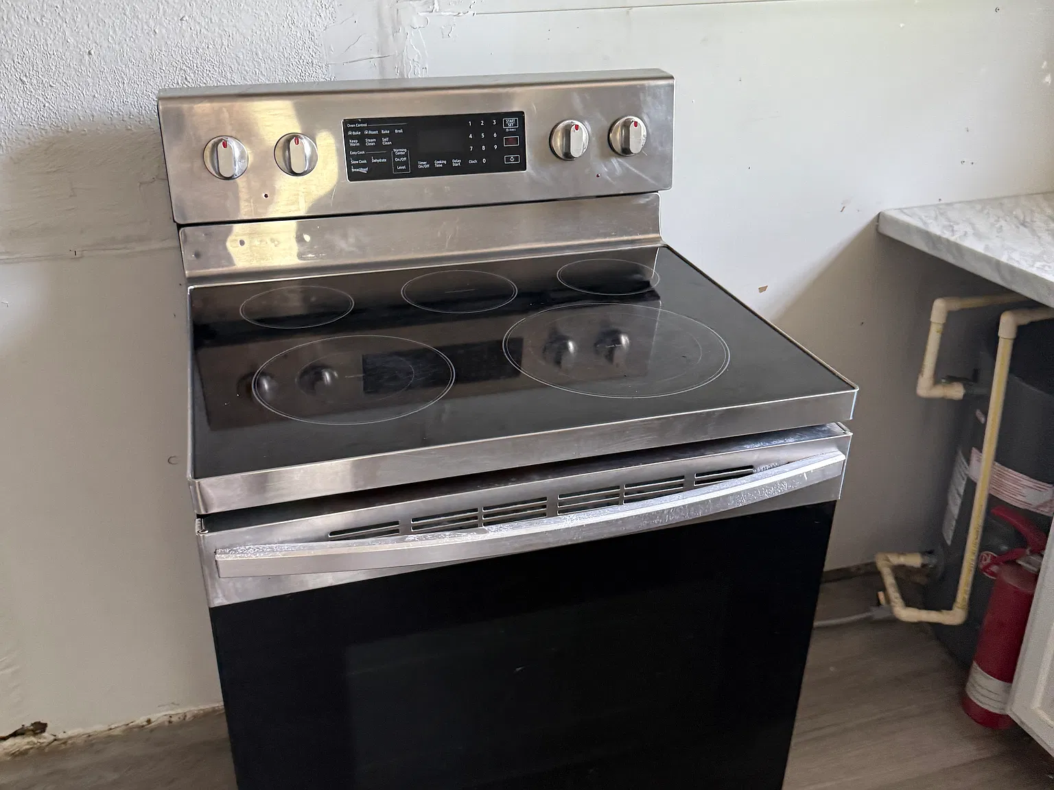 2 bed, 832 sqft, $900 — Photo 3