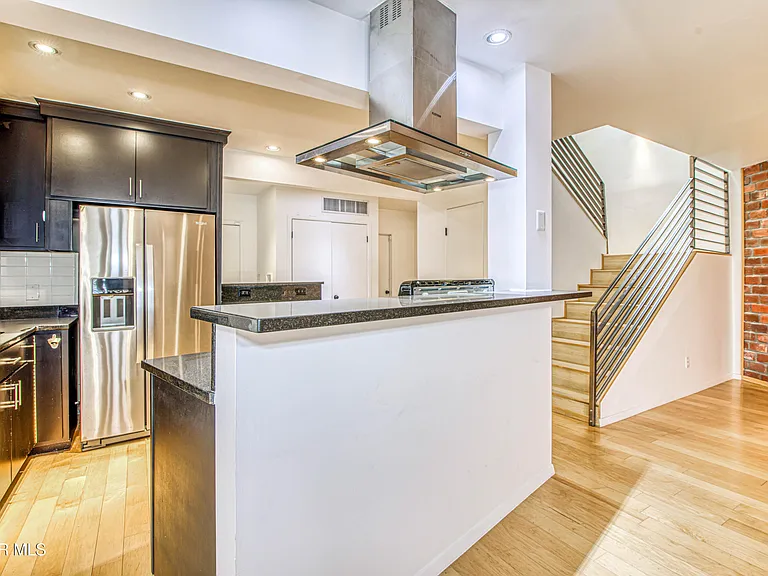 421 Irondale Dr #B — Photo 26