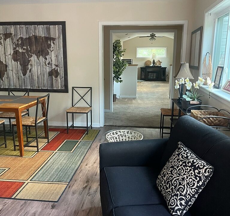 1st image of 279 Robie St W #2