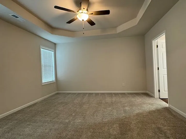 111 Kendall Farms Dr — Photo 9