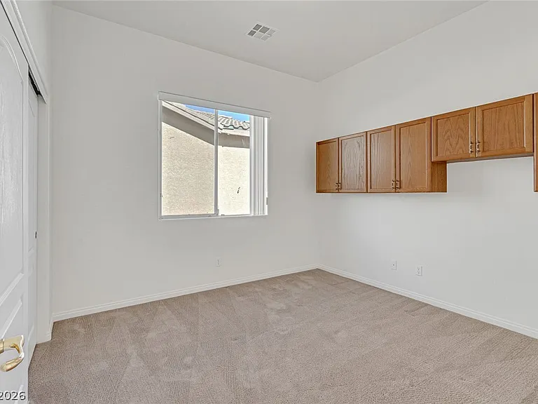 3131 Surf Spray St — Photo 41
