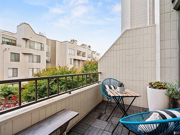 2nd image of 150 Lombard St #208B