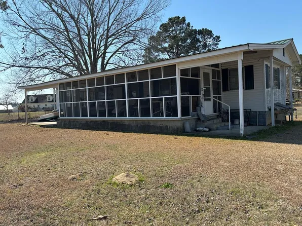 1502 Holland Rd, Summerton, SC 29148