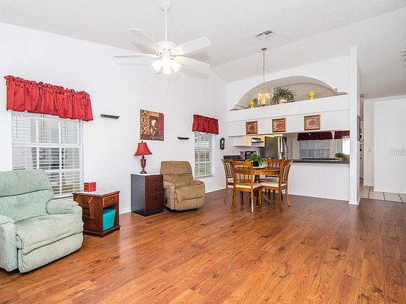 4th image of 38448 Cottonwood Pl