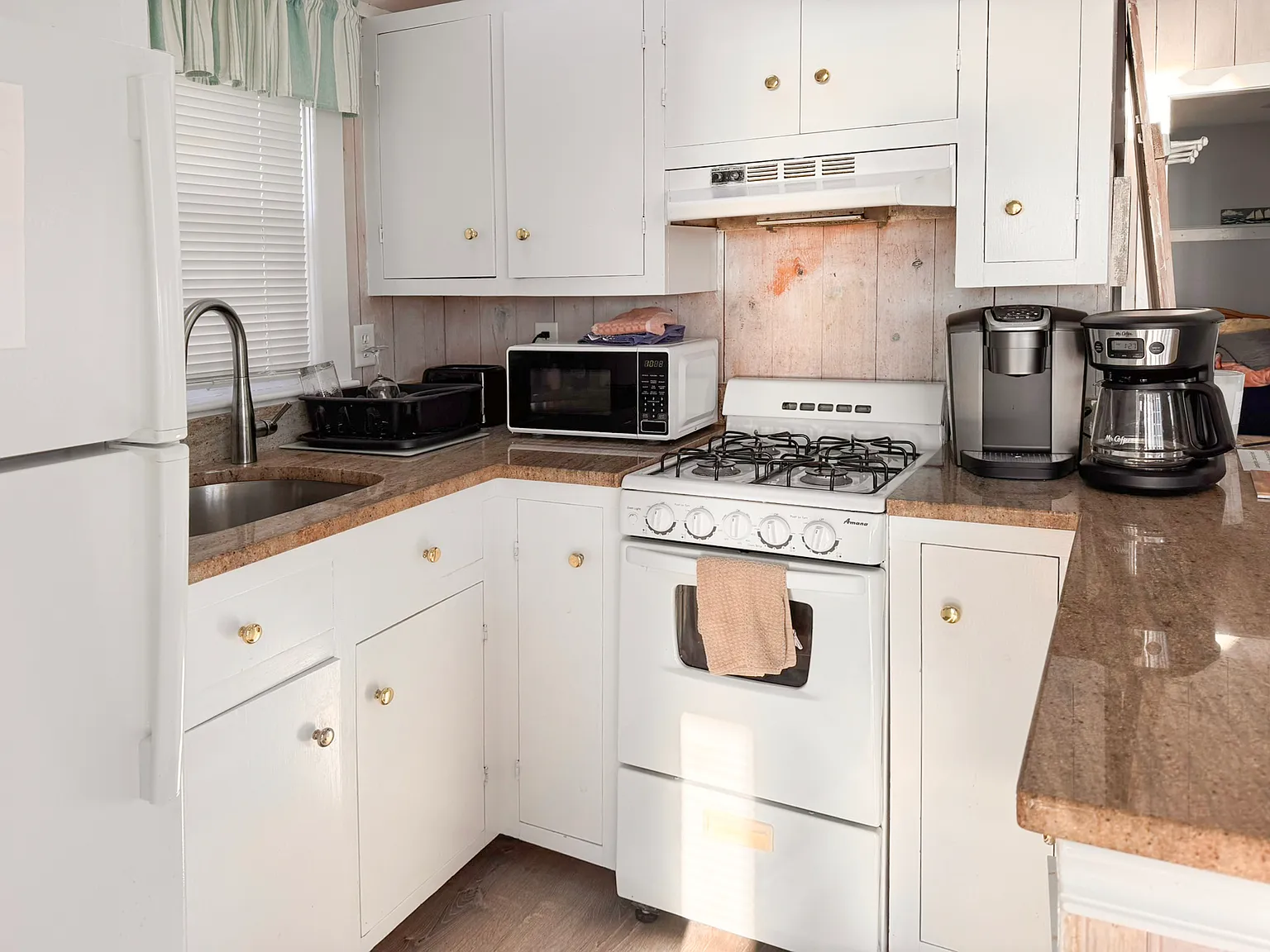 2 bed, 601 sqft, $1,800 — Photo 3