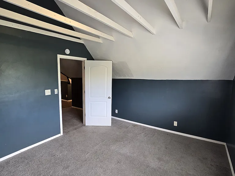 1374 E 115th St #3 — Photo 4