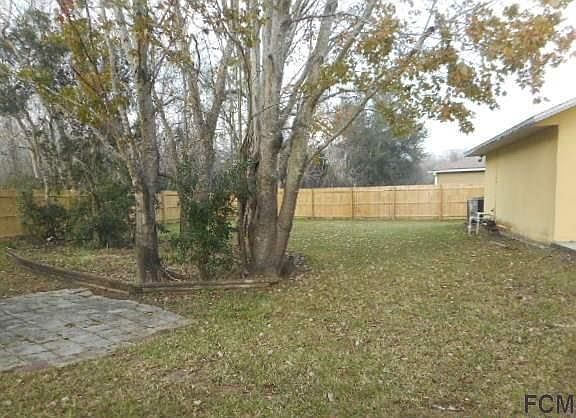 3rd image of 25 Lytton Ln