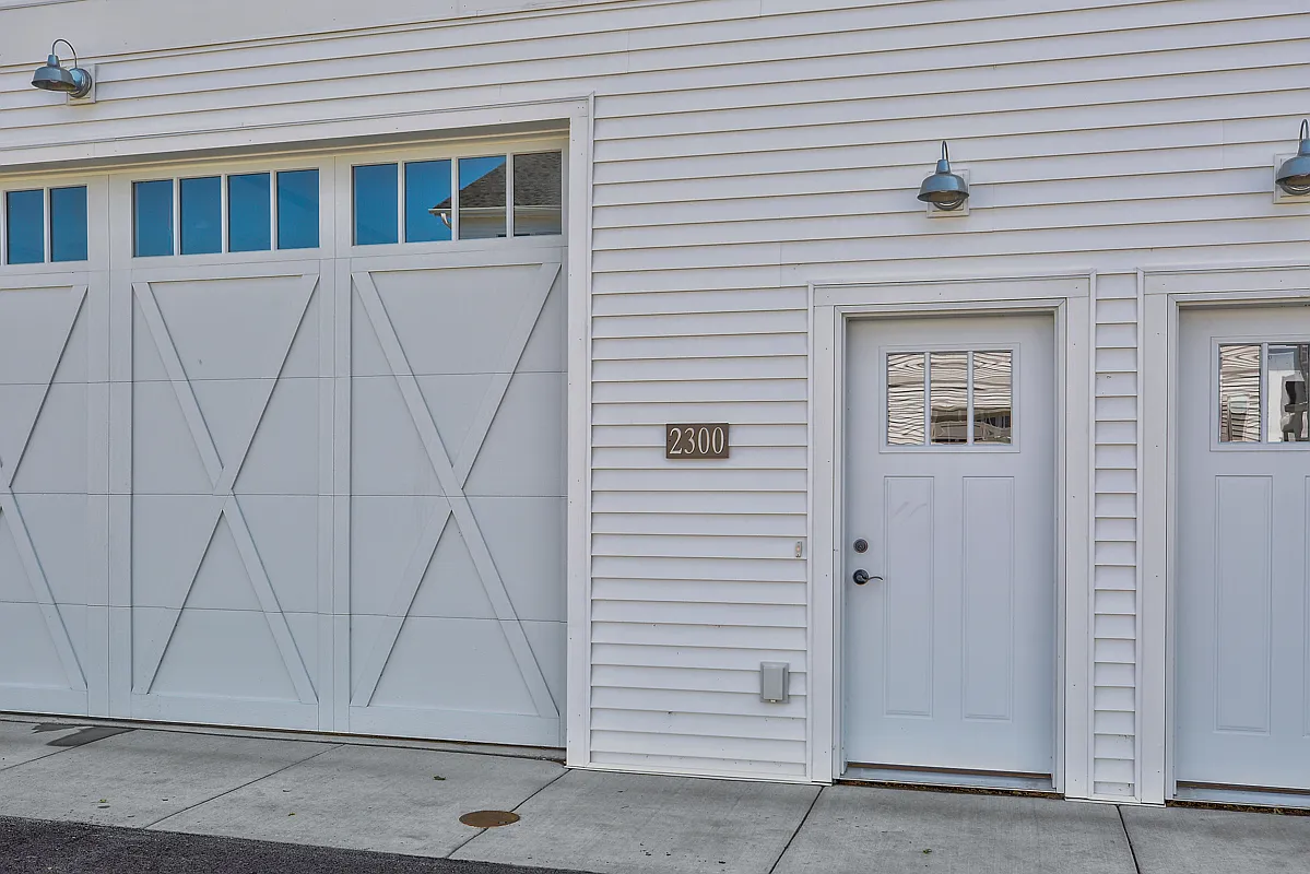 3 bed, 1482 sqft, $2,300 — Photo 2