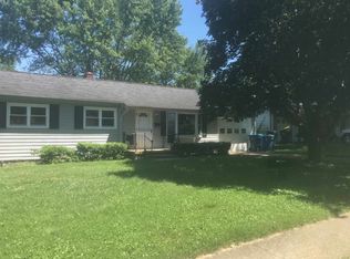 319 Redbud Ln, Greencastle, IN