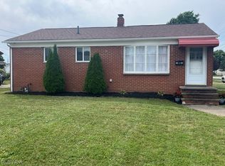 6120 Michael Dr, Brookpark, OH 44142