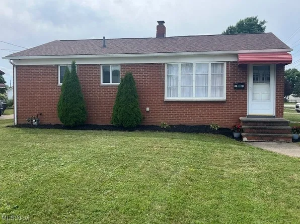6120 Michael Dr, Brookpark, OH 44142