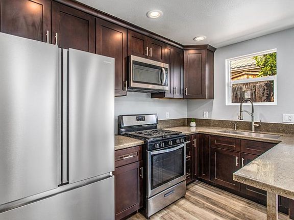 2nd image of 1375 E Brockton Ave #2