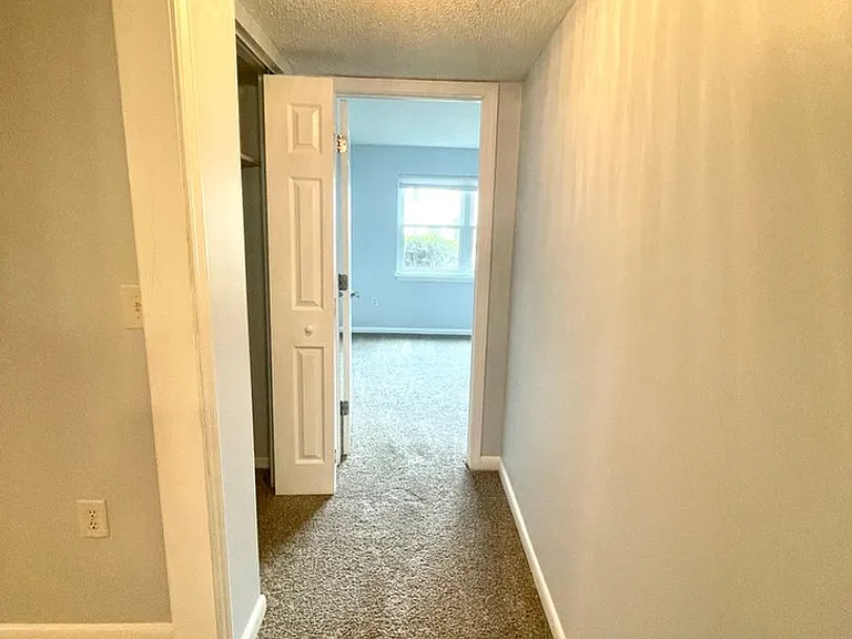 415 Parkdale Dr #2A — Photo 29
