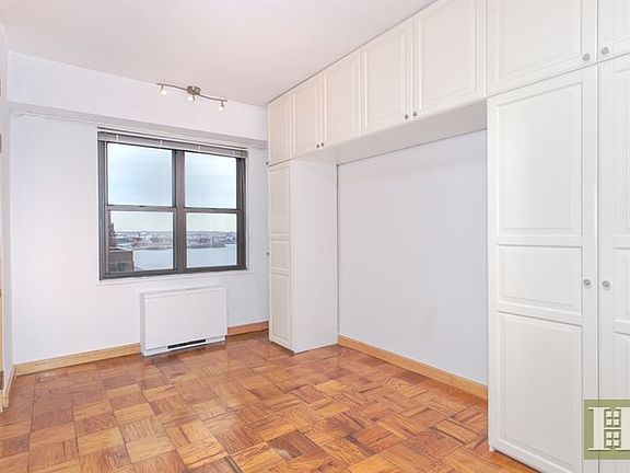 5th image of 305 E 40th St APT 18M