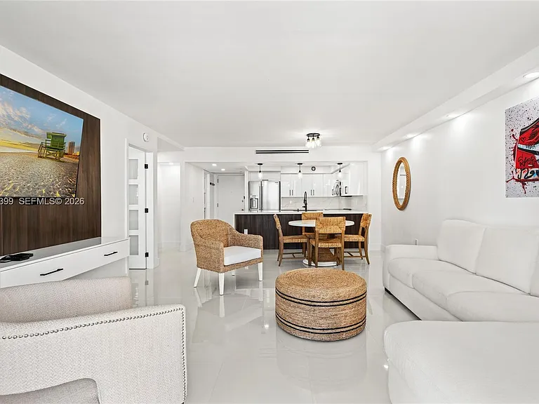 5701 Collins Ave #503 — Photo 7