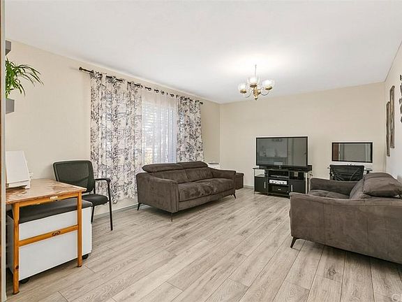 2nd image of 10360 Gold Coast Pl