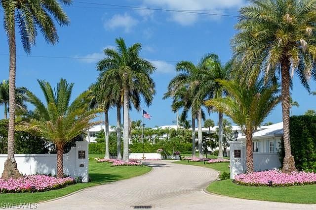 1st image of 1601 Gulf Shore Blvd N APT 21